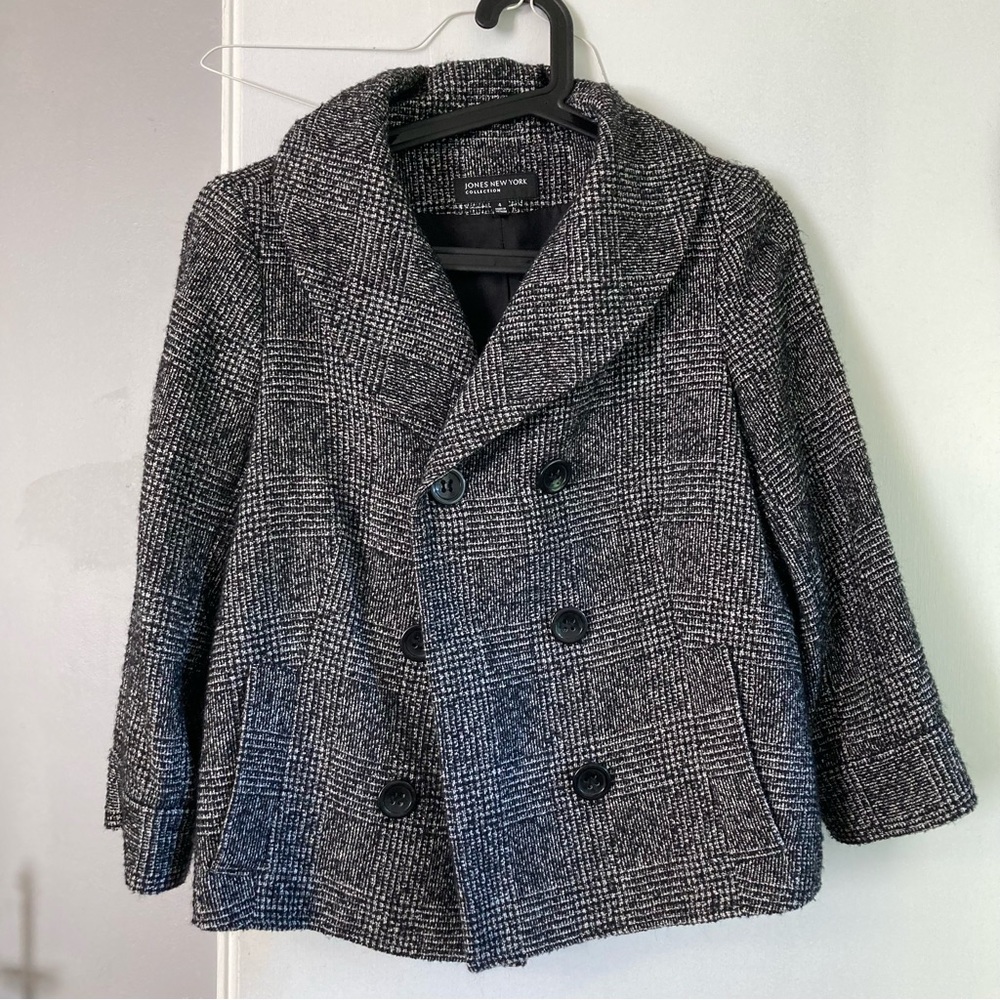 LIKE NEW - Jones New York women’s plaid coat